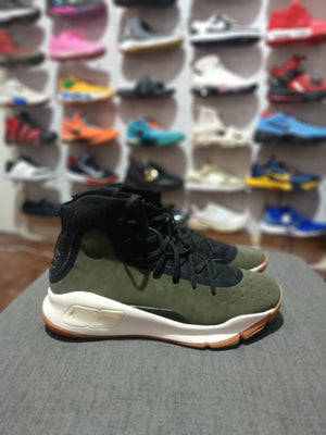 CURRY 4