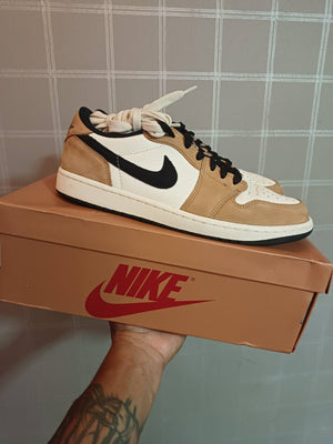 AIR JORDAN 1 LOW OG ROOKIE OFF THE YEAR (USADO2X)